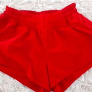 Lululemon hotty hot  shorts 2.5